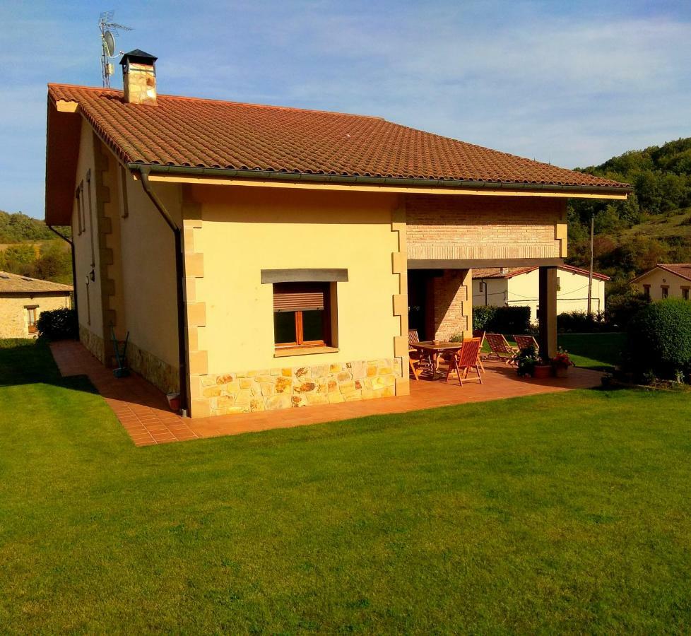 El Chalet Del Golf Urturi Kültér fotó