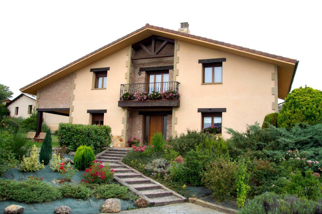 El Chalet Del Golf Urturi Kültér fotó