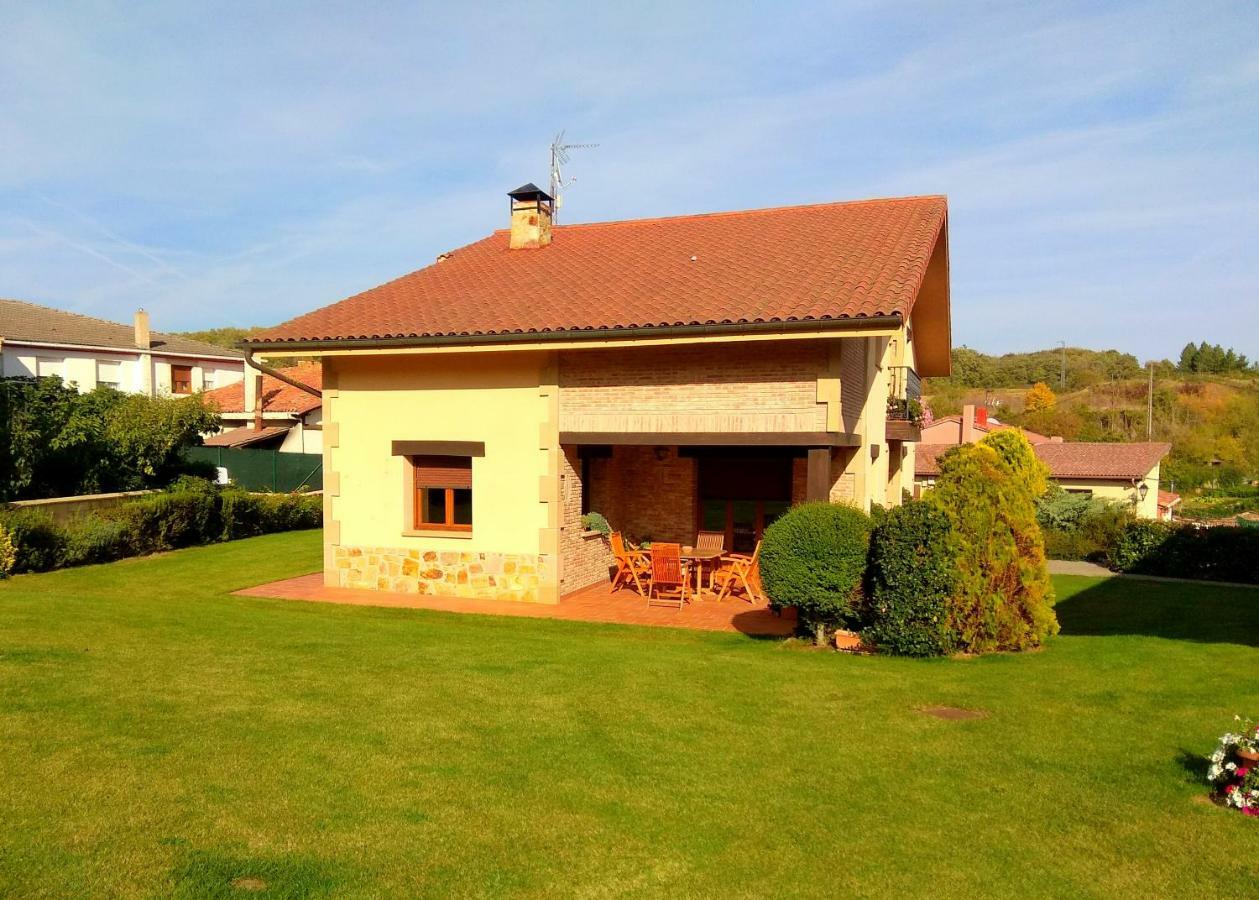 El Chalet Del Golf Urturi Kültér fotó